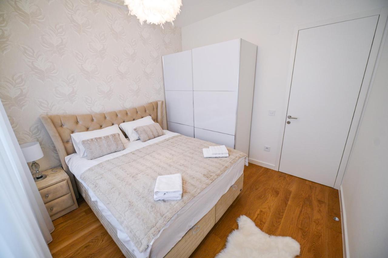 Apartman City Charm Banja Luka Extérieur photo