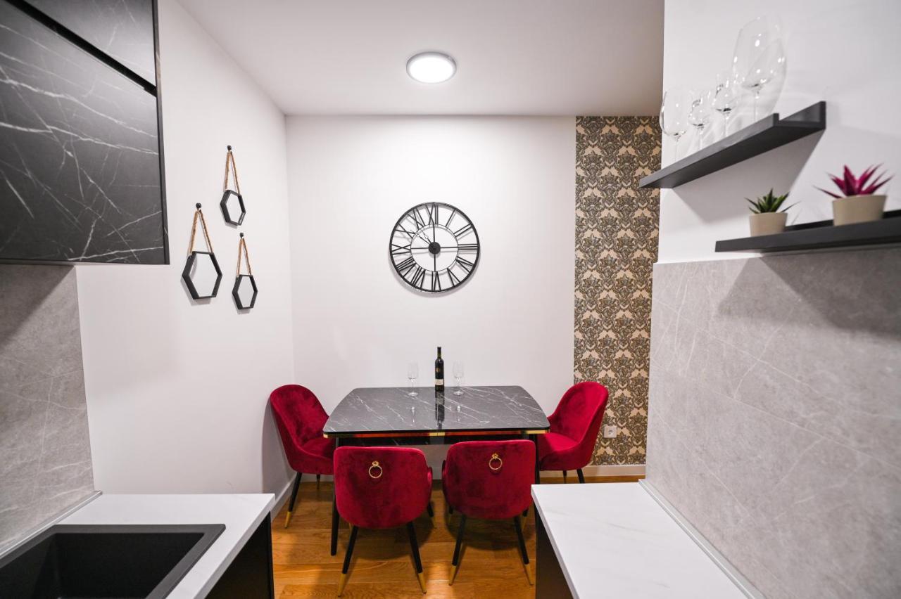 Apartman City Charm Banja Luka Extérieur photo