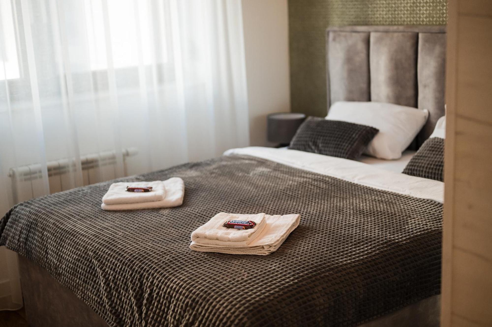 Apartman City Charm Banja Luka Extérieur photo